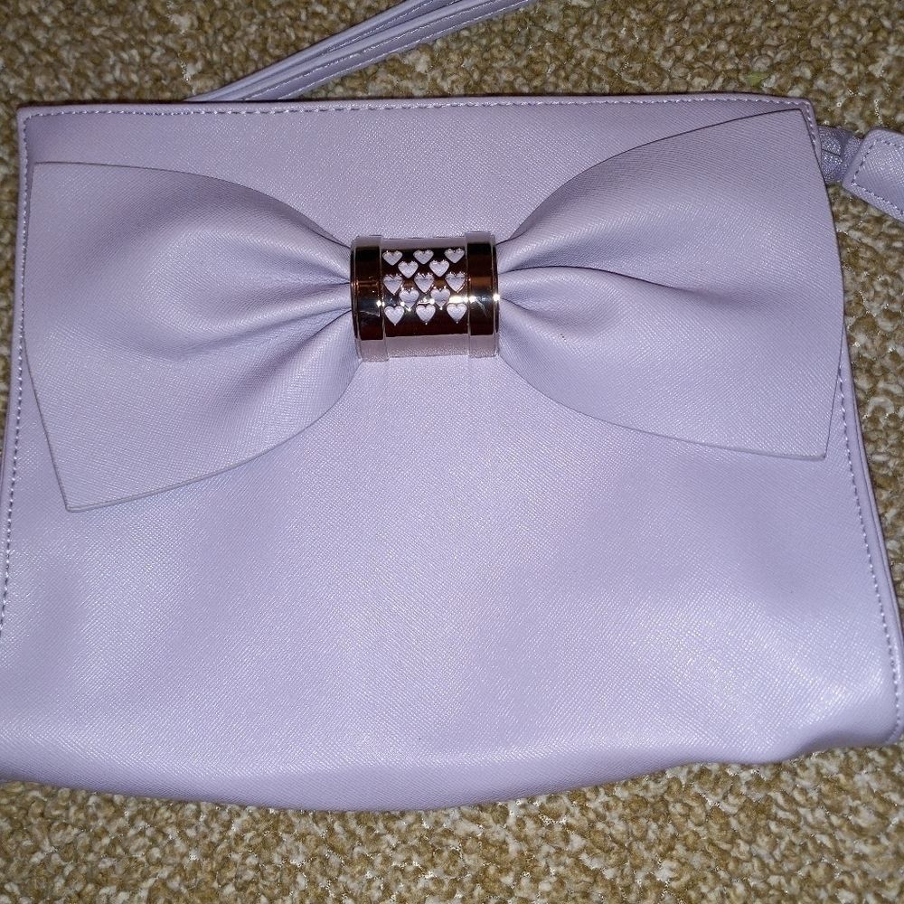 BETSEY JOHNSON PURSE - Picture 2 of 11